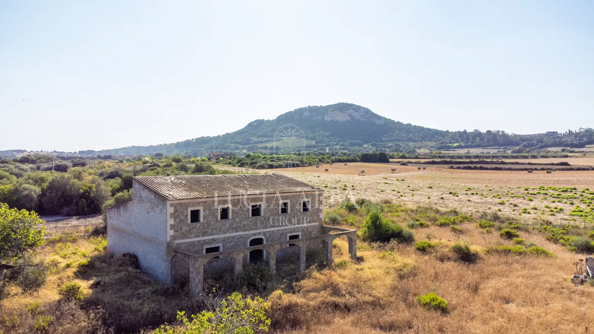 500 m² Villa zum Fertigstellen in Sant Joan